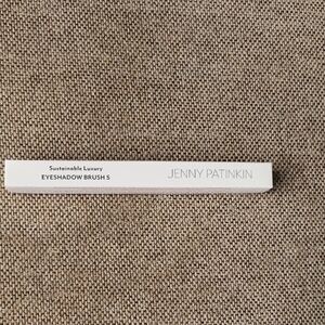 Jenny Patinkin Sustainable Luxury Eyeshadow Brush S